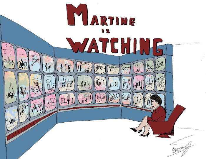 Martine is watching colo1